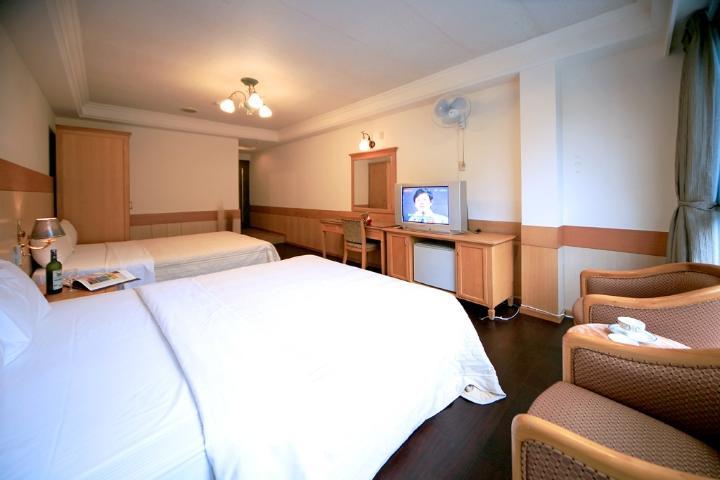 Ming Lu Holiday Hotel Renai Eksteriør bilde